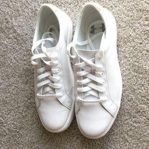 Under Armor Sneaker